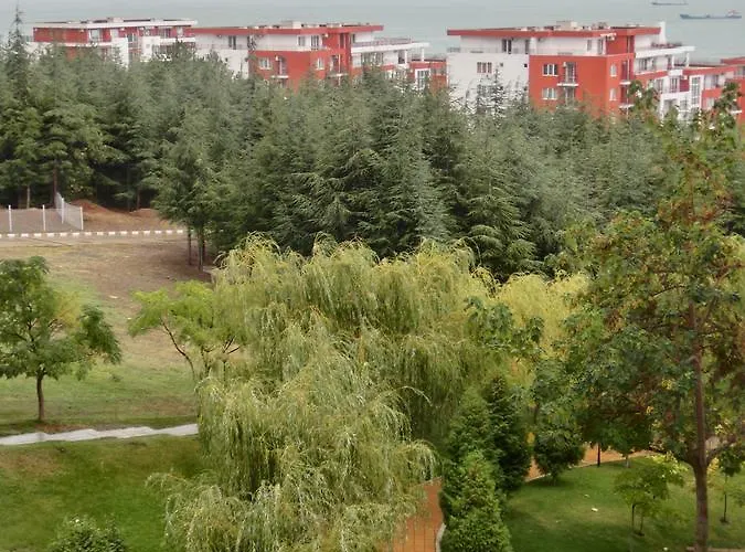 Sea View Crown On Complex With Pools And Beach, Apartament *